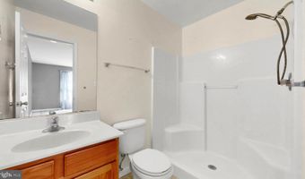63 N PLANTERS Ln, Dover, DE 19901