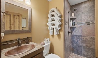 186 E RESERVE Dr, Alpine, WY 83128