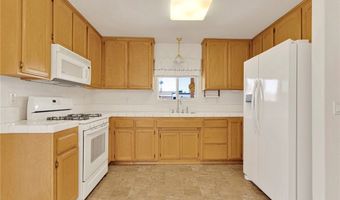 14570 Gayhead, Apple Valley, CA 92307