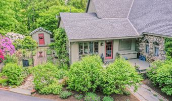 48 Old Searsport Ave, Belfast, ME 04915
