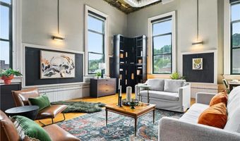 120 S 15th St 301, Airville, PA 15203