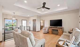 612 Iver Ave, Baltic, SD 57003