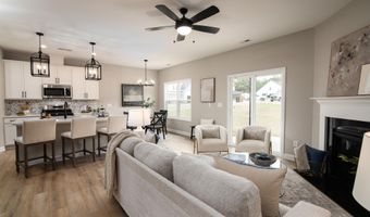 301 Glassmine Trl 48, Aberdeen, NC 28315