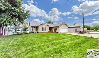 495 Shore Dr, Big Sandy, TN 38221