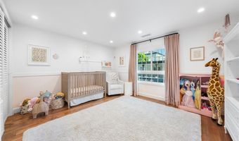 16206 Morrison St, Encino, CA 91436