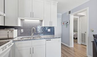 2008 Fort Macon Rd E I-15, Atlantic Beach, NC 28512
