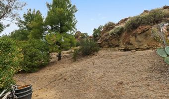 1561 Lookout Dr, Agoura Hills, CA 91301