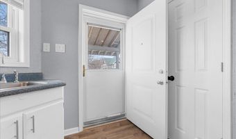 404 N Superior St, Albion, MI 49224