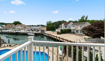 54 Storm Jib Ct, Bayville, NJ 08721
