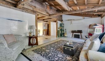 992 Pequawket Trl, Baldwin, ME 04091