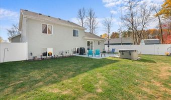 915 Wildflower Ct, Amery, WI 54001