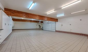 7969 Bermuda Dunes Ave, Las Vegas, NV 89113