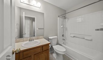 2913 Red Currant Cir, Anchorage, AK 99507