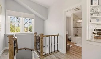 419 Broadway 5, Newport, RI 02840