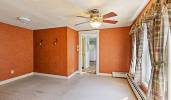 32 Murray St, Augusta, ME 04330