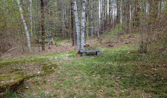 211 High St, Albany, NH 03818