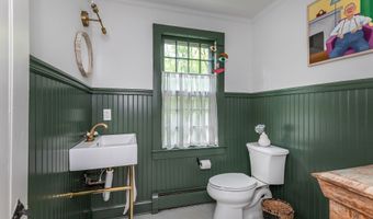 25 Dark Entry Rd, Bethlehem, CT 06751