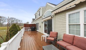 2 Amberwood Ct 2, Bourne, MA 02532