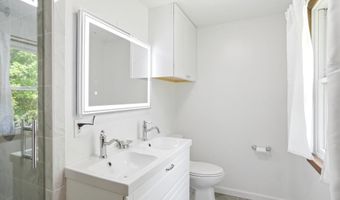 26 Jonathan Ln, Bow, NH 03304