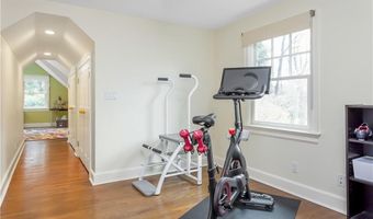 6 Searles Rd, Darien, CT 06820