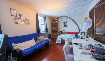 137 China Rd, Albion, ME 04910