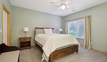 6574 154th St W 118, Apple Valley, MN 55124