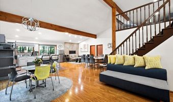 17 Basswood Ct, Albrightsville, PA 18210