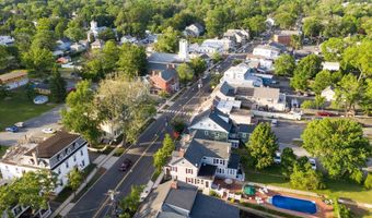 43 N Main St, Allentown, NJ 08501