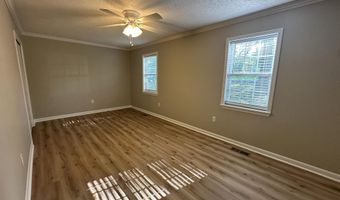 205 3rd St NE, Arab, AL 35016