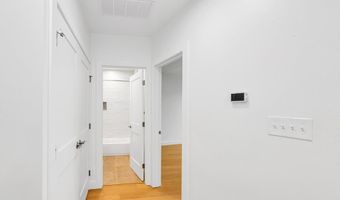 256 Dorchester St 402, Boston, MA 02127