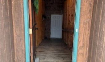 20 Monument Rd, Abbot, ME 04406