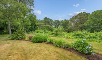 3528 Main St, Barnstable, MA 02630