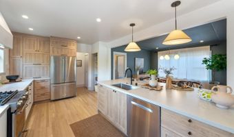 2621 Encinal Ave, Alameda, CA 94501