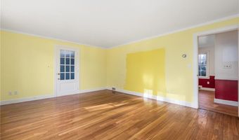 2 Preserved Arnold Ct, Lincoln, RI 02865