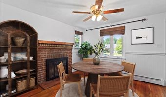 101 Hopkins Ave, Johnston, RI 02919