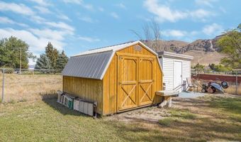 366 N Water St, Arco, ID 83213