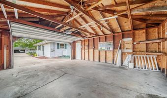 600 S THEODORE St, Appleton, WI 54915
