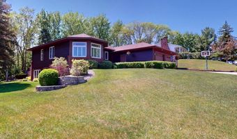 1401 Martin Rd, Albert Lea, MN 56007