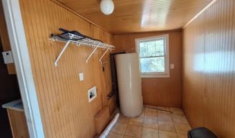 2519 Jamestown Rd, Bishopville, SC 29010