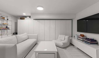 117 Squaw Rd, East Hampton, NY 11937