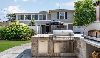 327 Sylvania Ave, Avon By The Sea, NJ 07717