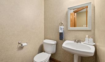 1201 Phaeton Way, Auburn, IN 46706