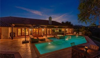 707 S Live Oak Park Rd, Fallbrook, CA 92028