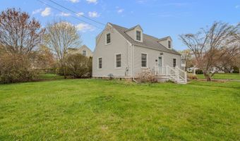 28 Mill Creek Rd, Branford, CT 06405