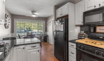 17405 Philomene Blvd, Allen Park, MI 48101