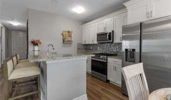 295 Northill Dr B, Amherst, NY 14221