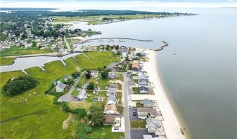 8 Belaire Mnr, Old Saybrook, CT 06475