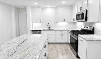 4207 SW Pawhuska St, Bentonville, AR 72713
