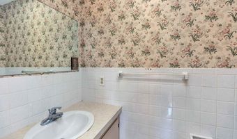 377 High St, Candia, NH 03034
