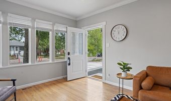 209 E 4TH Ave, Cheyenne, WY 82001